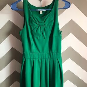 Lauren Conrad bow dress size 2